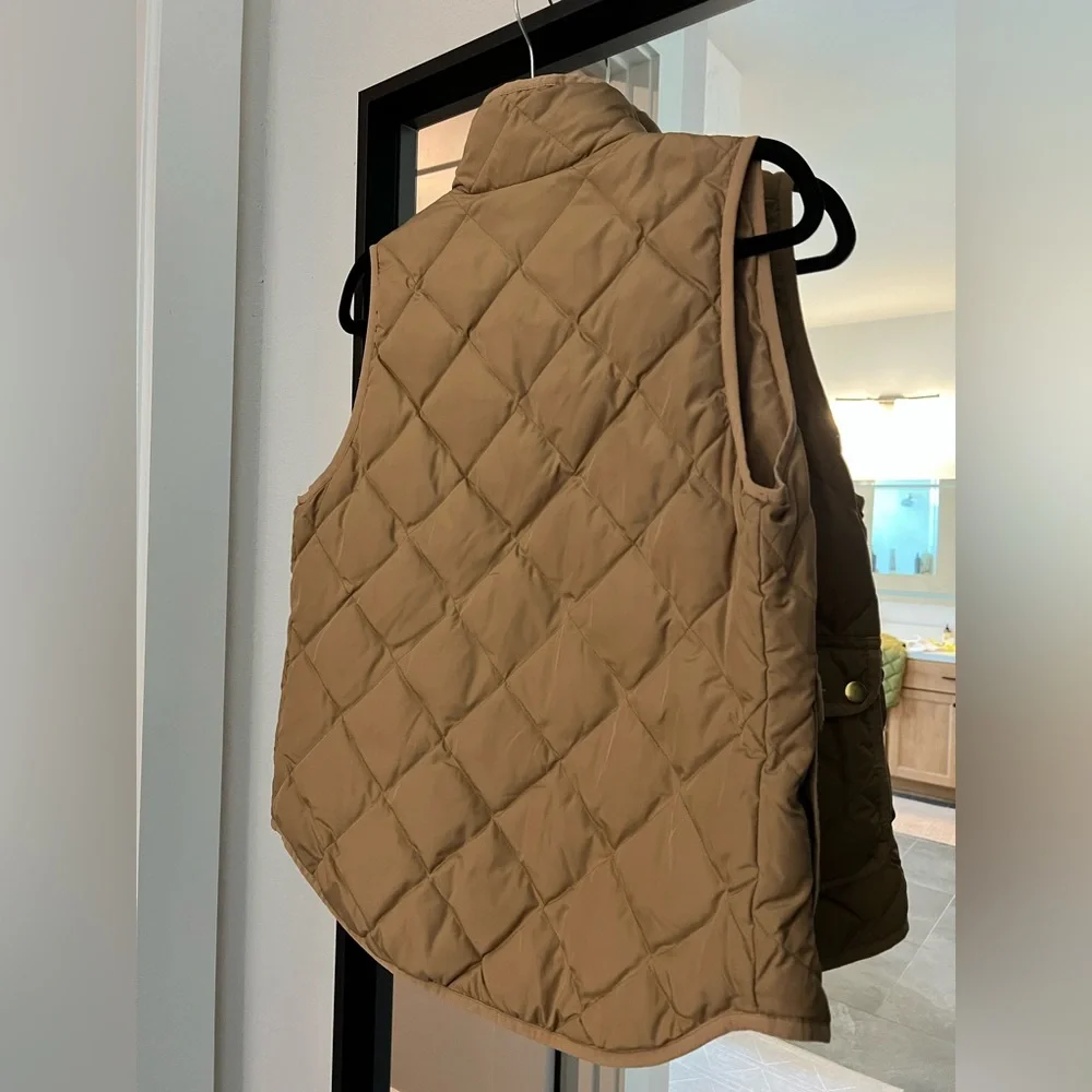 [J Crew] Quilted Vest - Picture 6 of 6